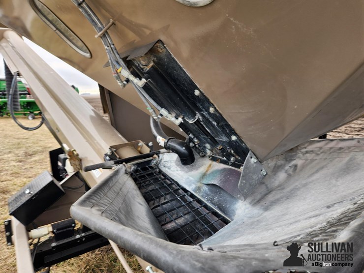 2013-j&m-275st-image-19