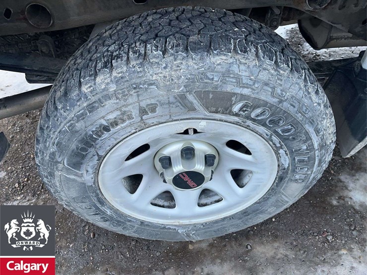 2015-gmc-sierra-1500-image-13