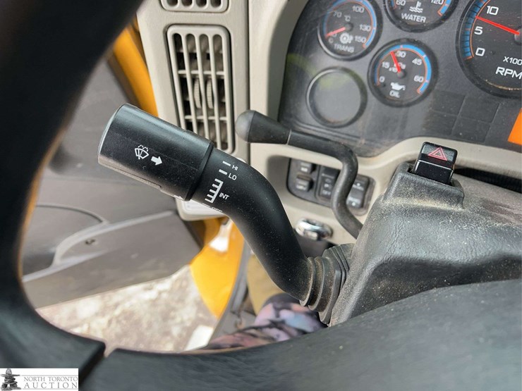 2010-international-durastar-4400-image-21