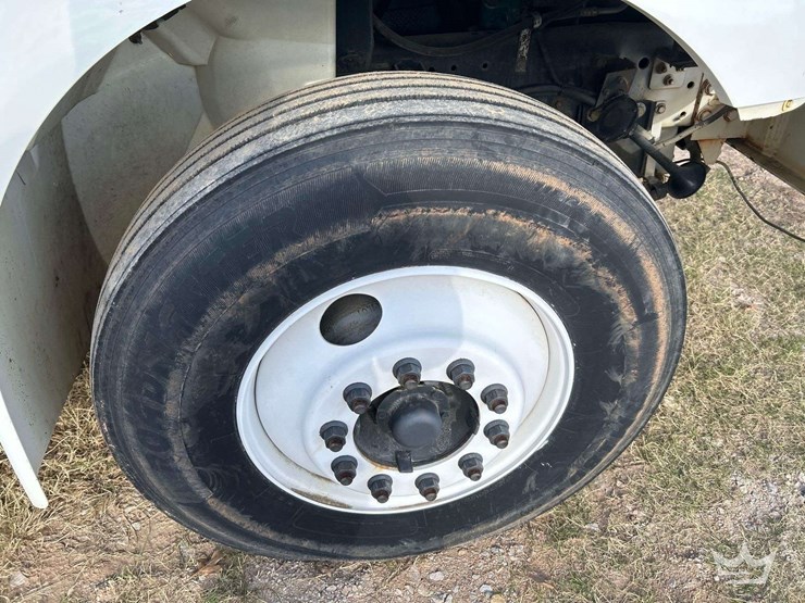 2007-international-derrick-digger-image-33