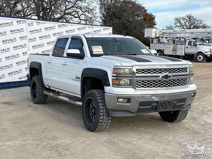 2014-chevrolet-silverado-1500-image-24