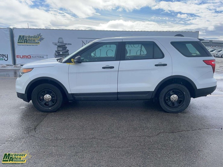 2014-ford-explorer-image-2