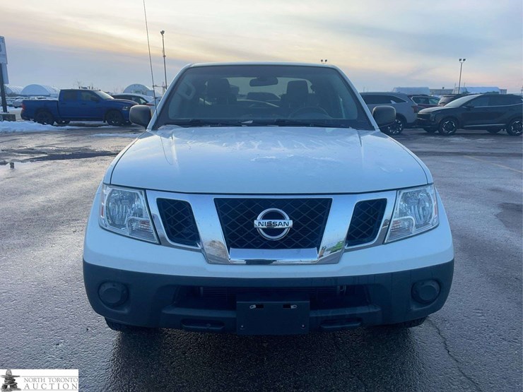 2017-nissan-frontier-image-8