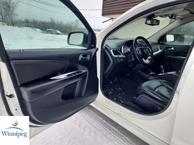 2011-dodge-journey-image-9