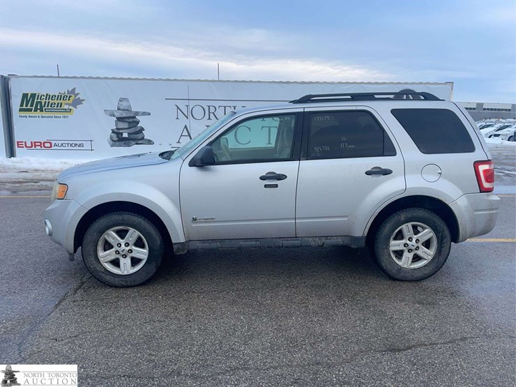 2010-ford-escape-hybrid-image-2