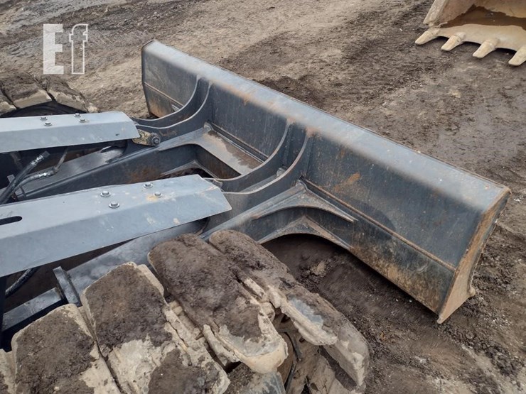 case-cx145d-msr-image-25