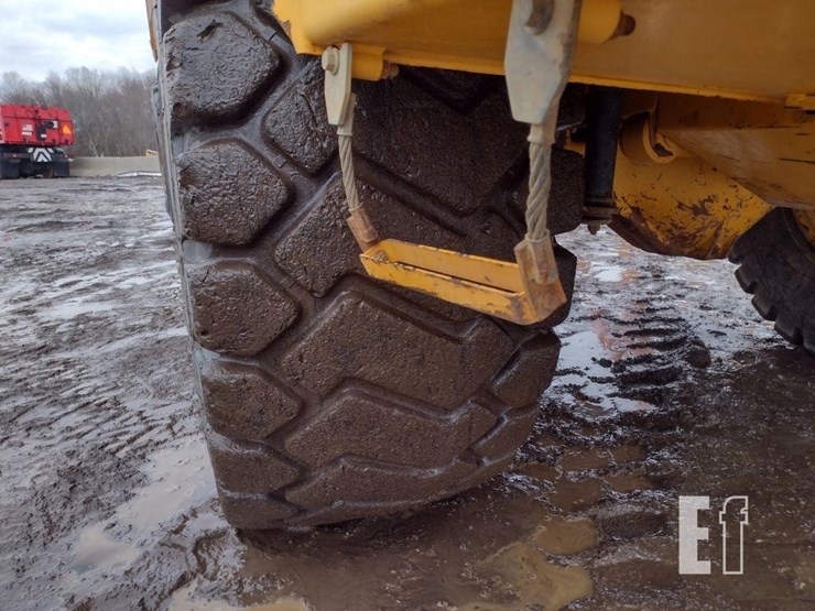 2001-volvo-a25c-image-19