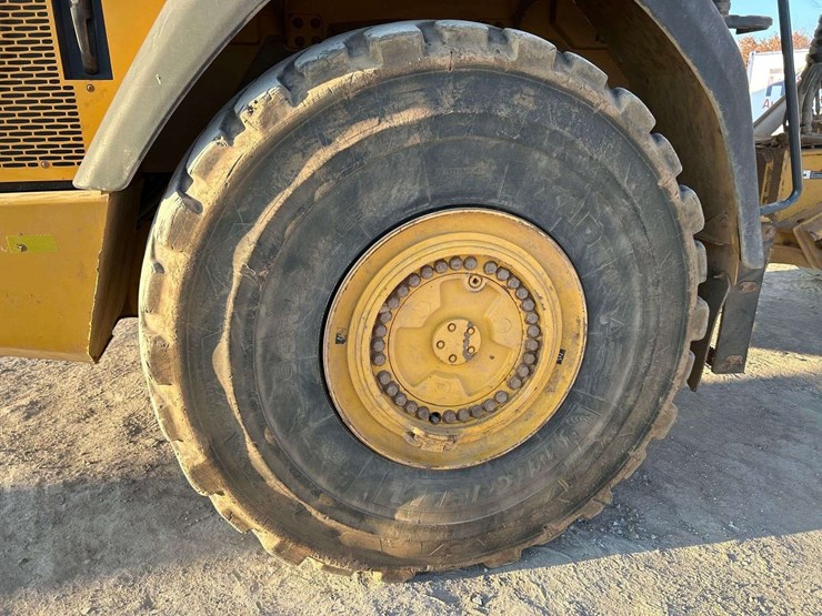 2019-deere-460e-image-32