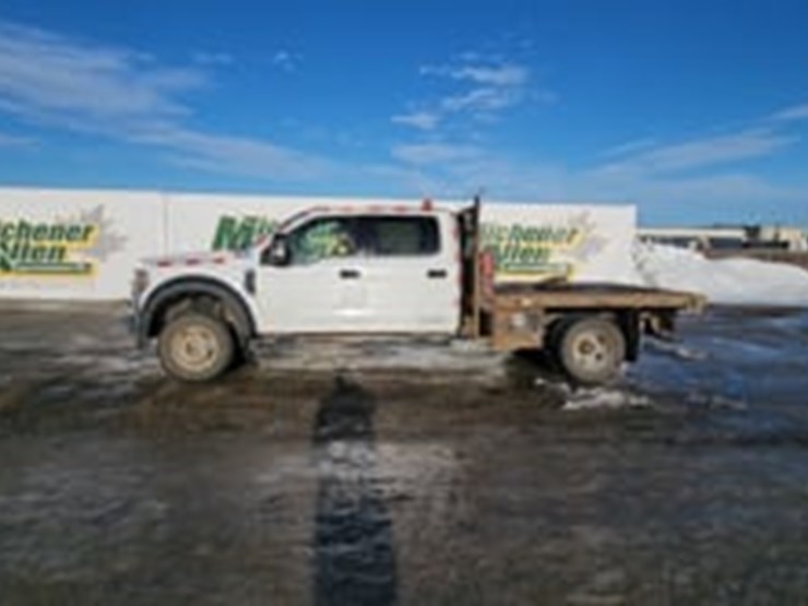 2019-ford-f550-image-5