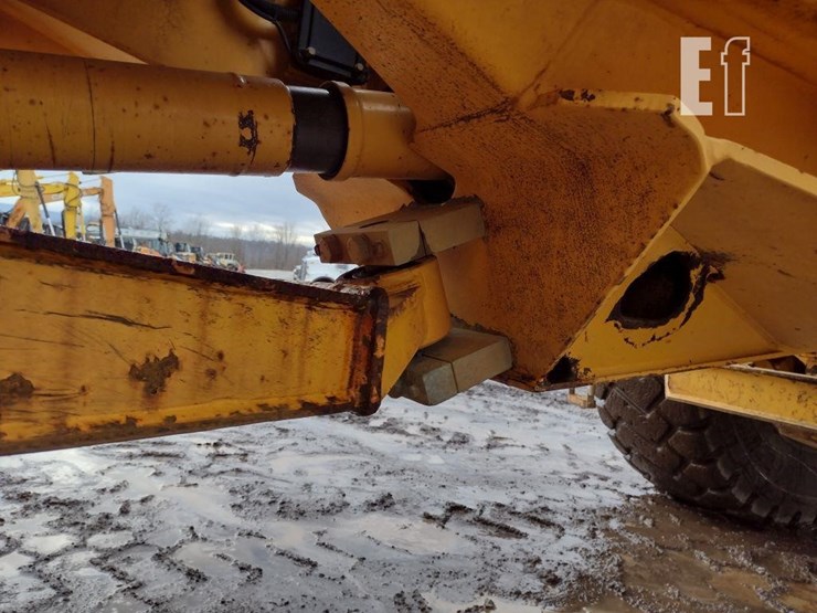 2001-volvo-a25c-image-46