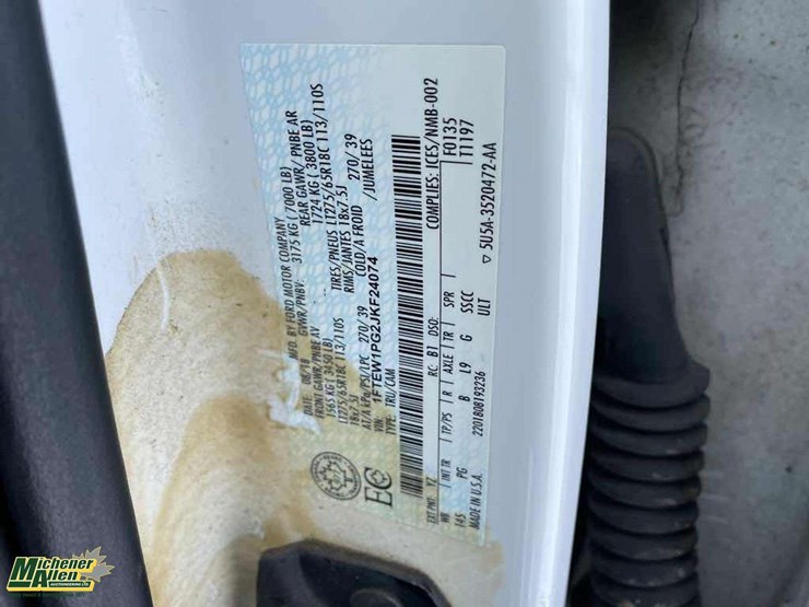 2018-ford-f150-image-26