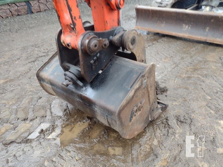 2019-kubota-u55-4-image-17