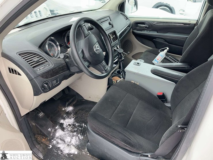 2012-dodge-ram-van-image-22