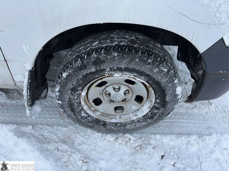 2014-dodge-1500-image-12