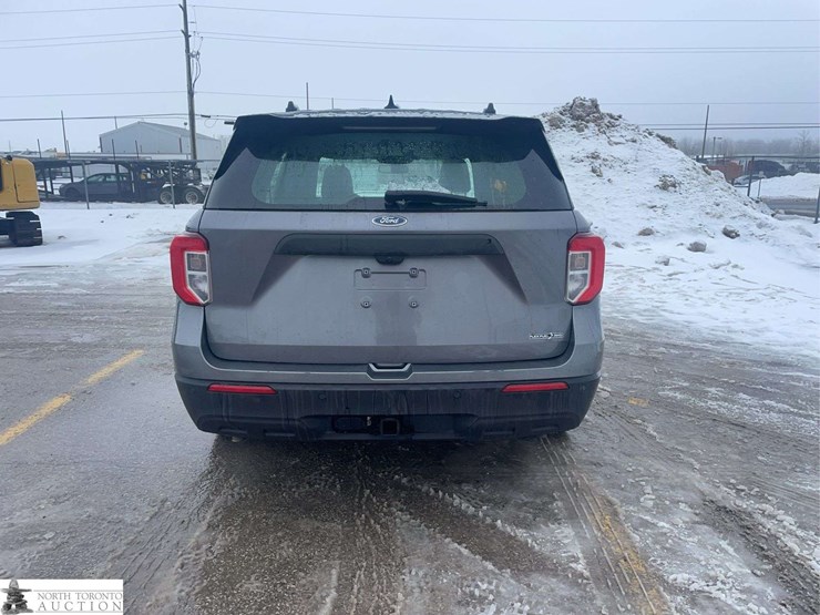 2020-ford-explorer-police-interceptor-image-5