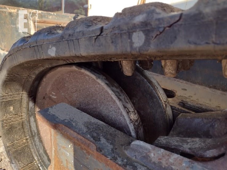 2020-bobcat-t590-image-25