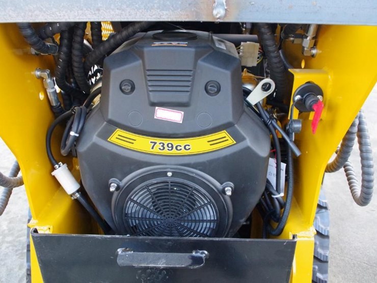 2025-agt-industrial-mx-crt23-stand-on-mini-skid-steer-loader,-23hp-rato-gasoline-engine,-32"-bucket-image-6