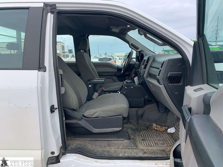 2019-ford-f250-image-32