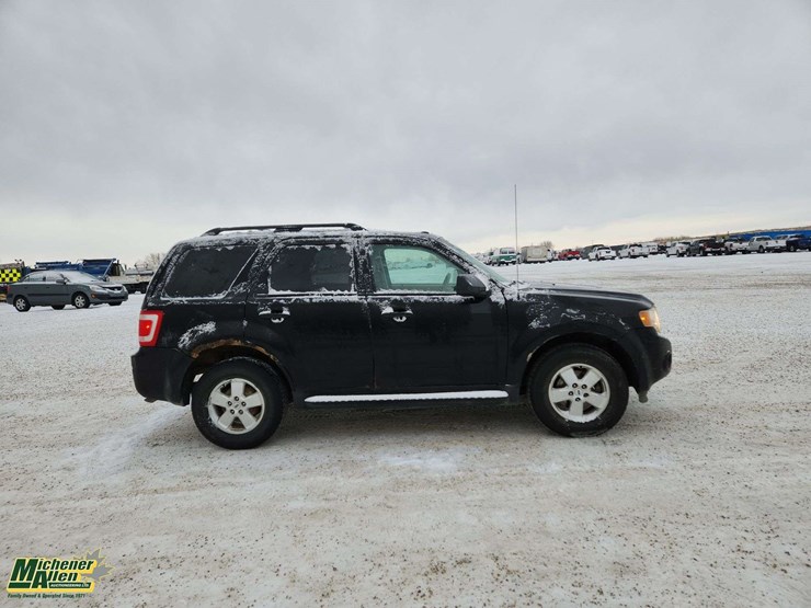 2012-ford-escape-xlt-image-9