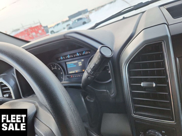 2022-ford-f250-image-24