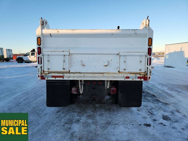 2011-international-workstar-7400-image-4