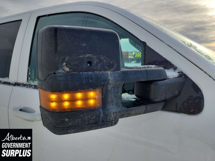 2016-chevrolet-silverado-2500hd-image-33