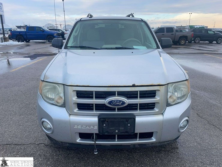 2010-ford-escape-hybrid-image-8