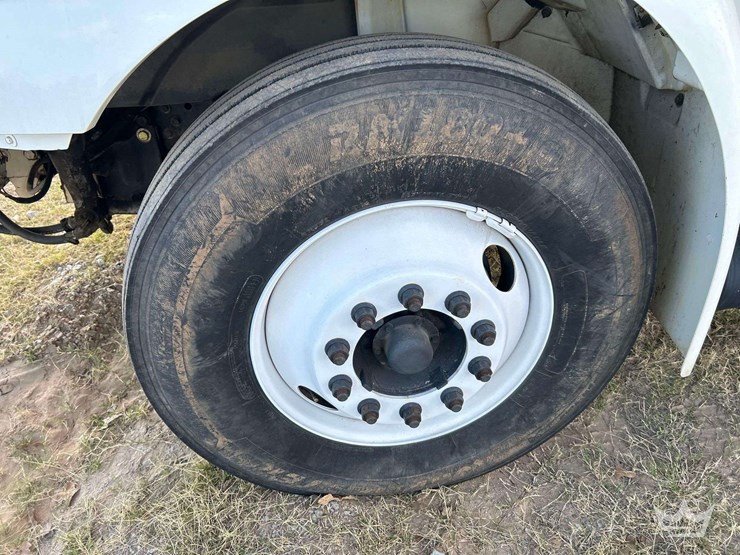 2007-international-derrick-digger-image-30