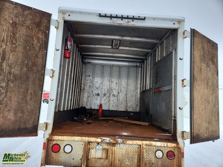 2014-ford-f350-image-15