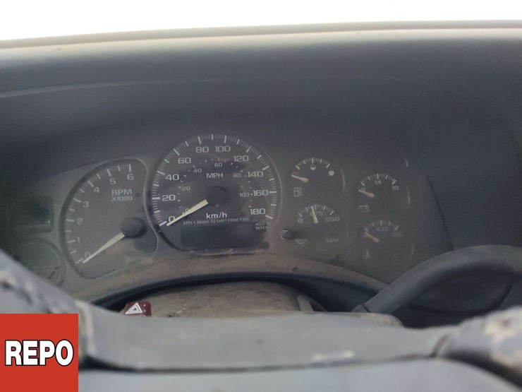 non-operable-2002-chevrolet-avalanche-image-15