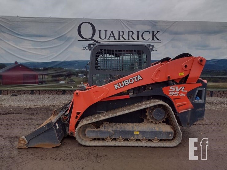 2017-kubota-svl95-2s-image-1