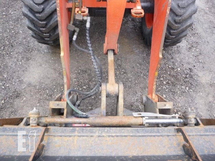 2019-kubota-r430-image-13