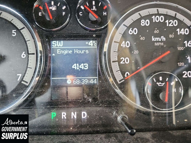 2011-dodge-2500-image-24