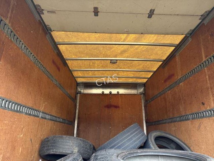 2005-dodge-3500-image-24