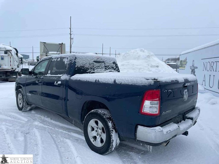 2019-ram-1500-big-horn-image-5