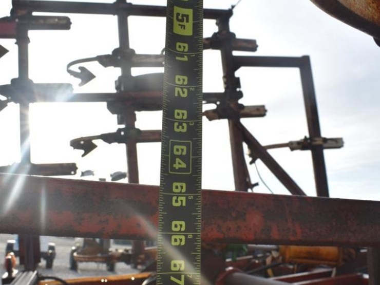 international-field-cultivator-38904-image-24