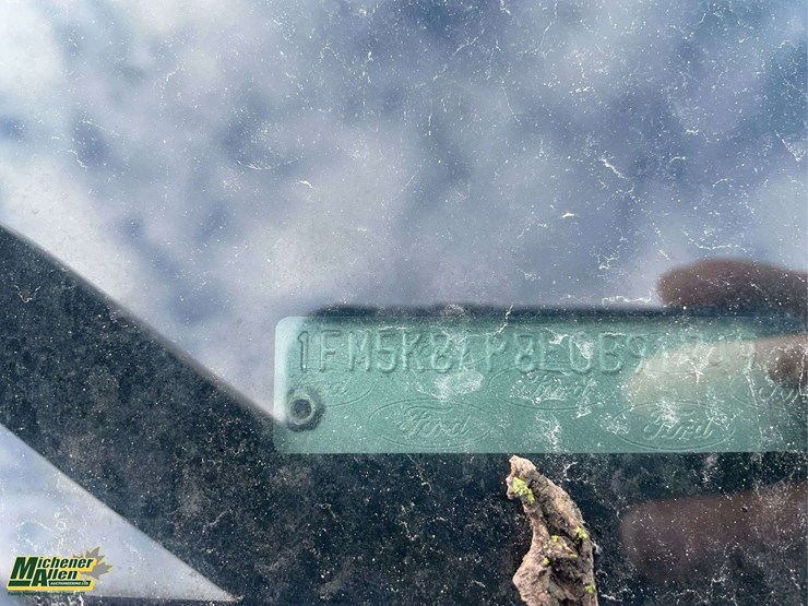 2014-ford-explorer-image-9