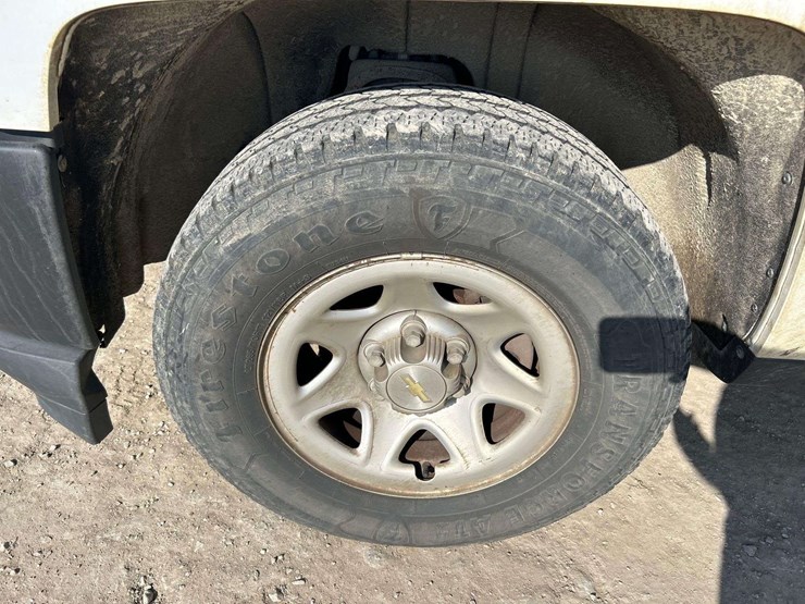 2016-chevrolet-silverado-1500-image-22