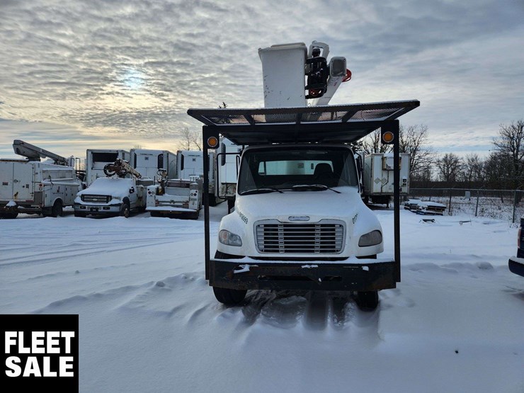 2020-freightliner-m2-106-image-8