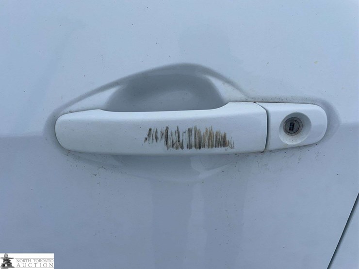 2010-chevrolet-equinox-ls-image-29