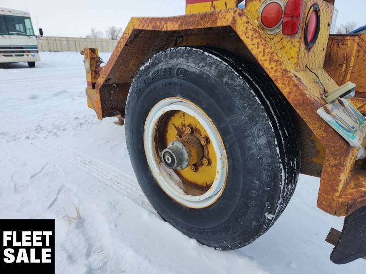 cable-roll-trailer-1973-fort-garry-s/a-14ft-reel-trailer-image-10