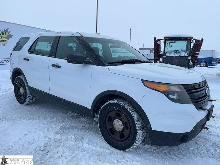 2015-ford-explorer-police-interceptor-image-5