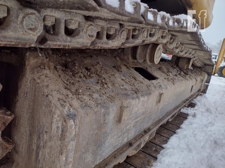 deere-350g-lc-image-23