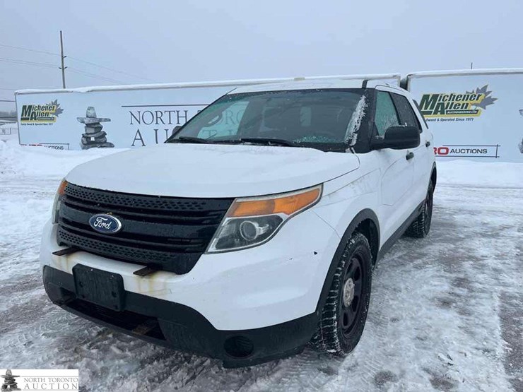 2014-ford-explorer-image-1