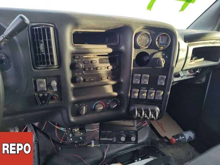 2007-gmc-topkick-c5500-image-17