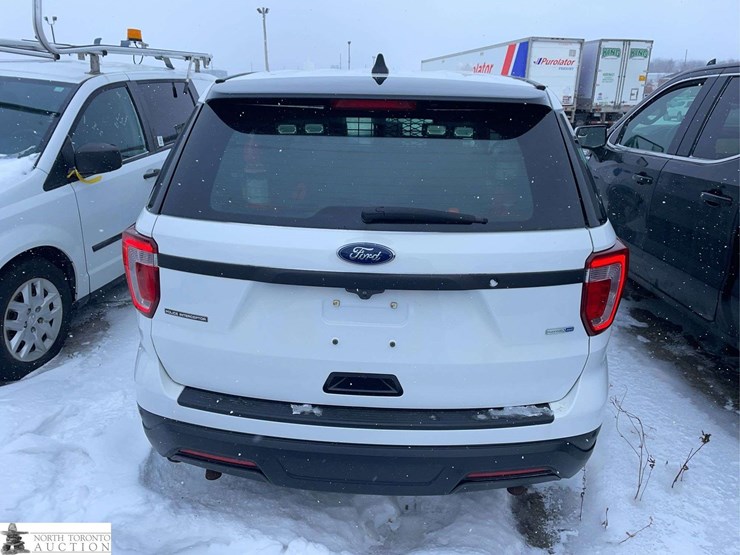 2018-ford-explorer-police-interceptor-image-3