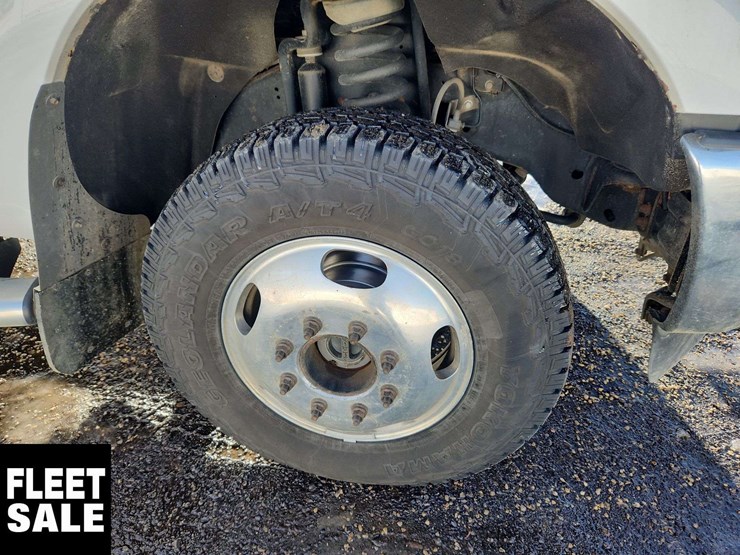 2012-ford-f350-image-15