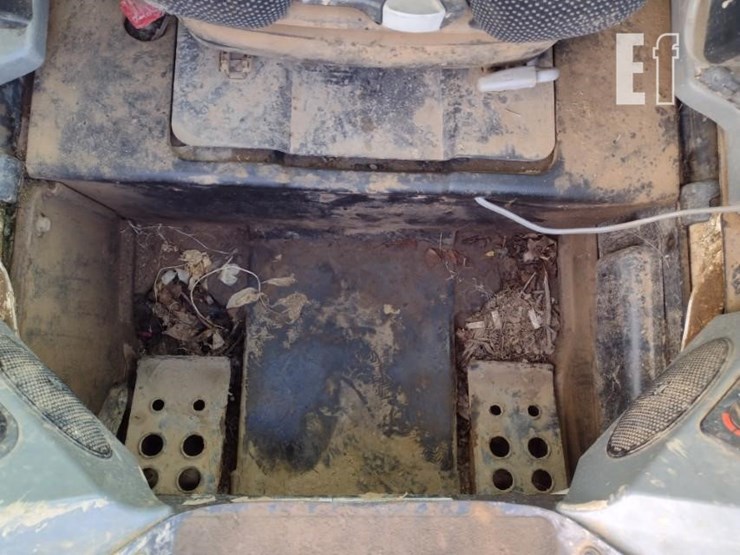 2019-bobcat-t770-image-15