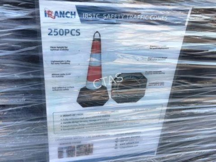 #124-•-(250)-safety-traffic-cones-(irstc)-image-3
