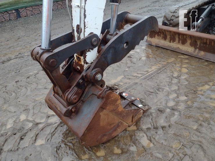 2008-bobcat-337g-image-16